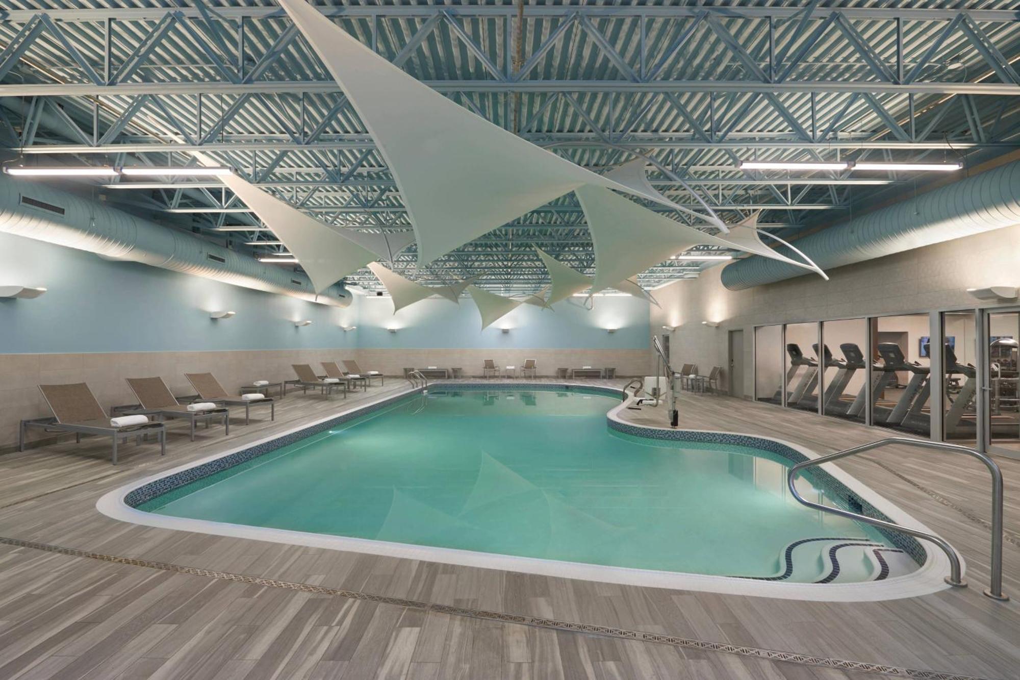 Courtyard By Marriott Oshawa Otel Dış mekan fotoğraf